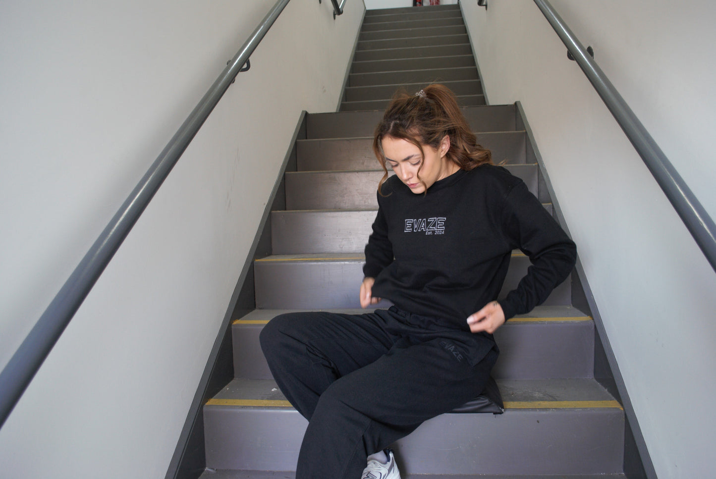 Evaze Black Sweatshirt