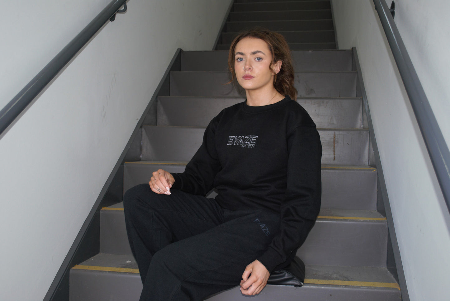 Evaze Black Sweatshirt
